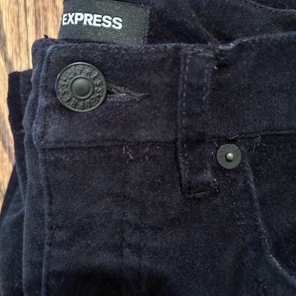 EXPRESS Corduroy Jeans - Picture 10 of 11